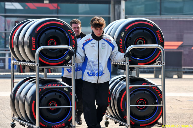 В Pirelli назвали составы на Монако, Испанию и Канаду